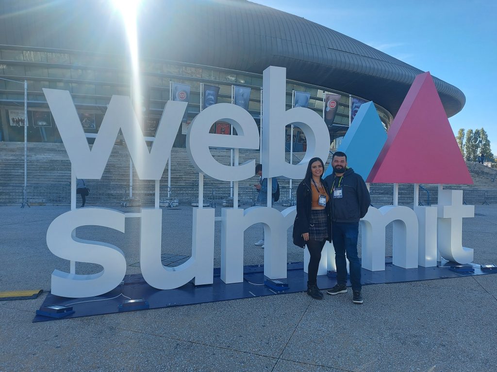 O CEO Tiago Moraes e a COO Nadia Faustino, da Agência e-Plus, marcam presença no Web Summit 2022, em Lisboa, Portugal. Foto: @agenciaeplus