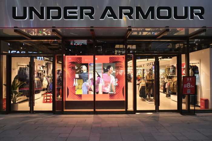 Spanje Automatisch financieel Under Armour: a successful case with VTEX technologies - E-commerce and  Digital Marketing: e-Plus Agency